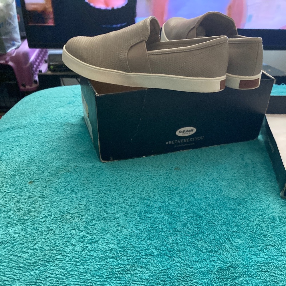 Dr sholls  memory foam shoes